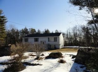5 Feng Dr, Raymond, NH 03077