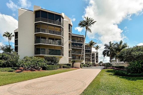 5th image of 961 Collier Ct APT 302