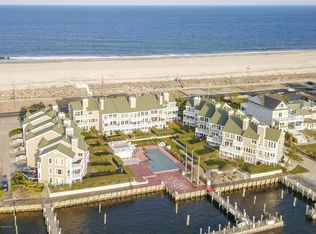 11 Grand Pointe Way, Sea Bright, NJ 07760
