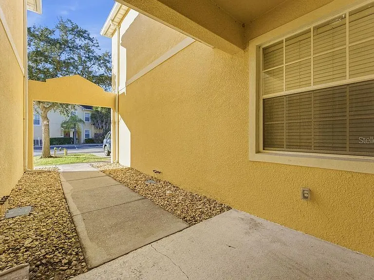 2795 Oakwater Dr — Photo 29