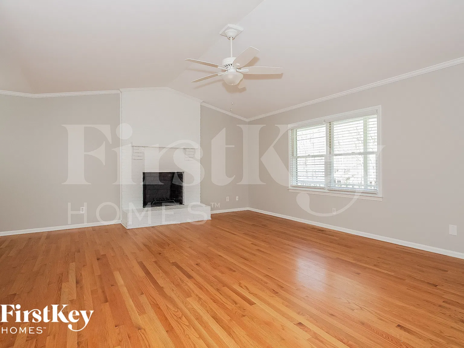 3 bed, 2.0 bath, 1444 sqft, $2,250 — Photo 4