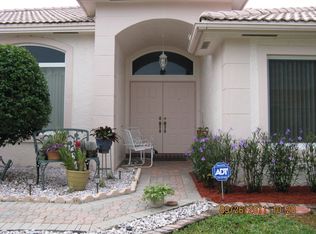 9484 Lake Serena Dr, Boca Raton, FL 33496