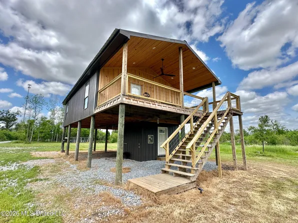 536 Omega Rd, Rolling Fork, MS 39159
