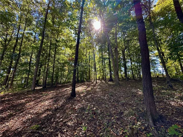 212 W Halfway Branch Rd, Walhalla, SC 29691