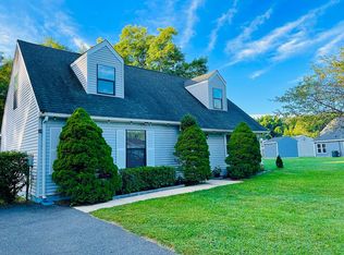 160 Melodic Dr, Newark, DE 19713