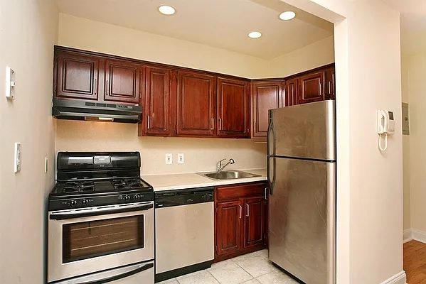 Rented by Owner | media 1