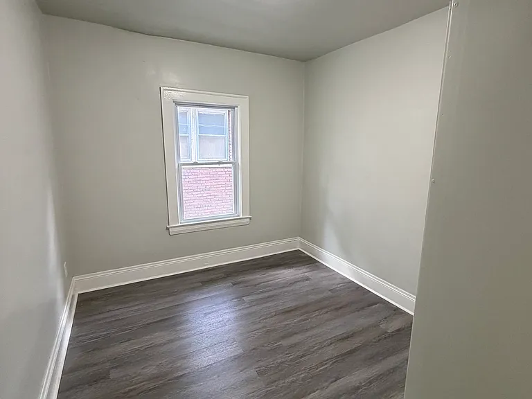 929 Thornhill Dr #2 — Photo 11