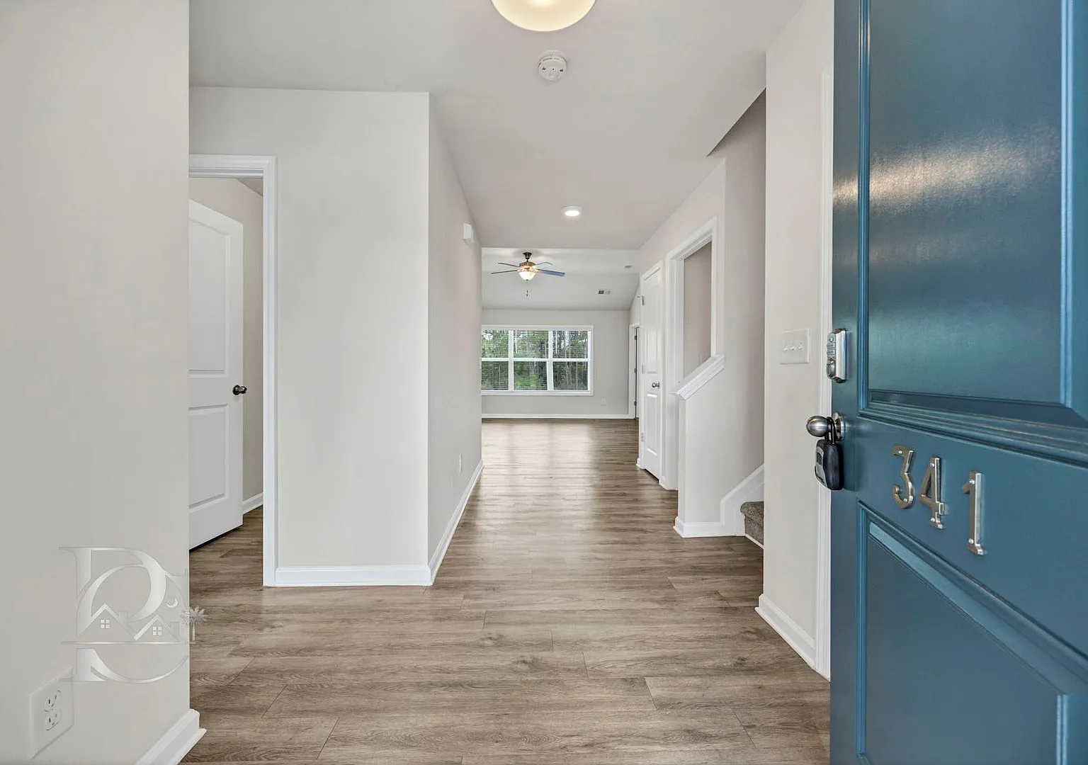 The Perfect Home In Timmons Pond — Photo 3