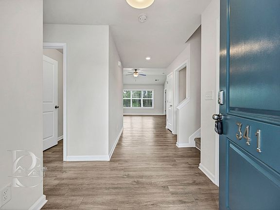 3rd image of 341 Oristo Ridge Way