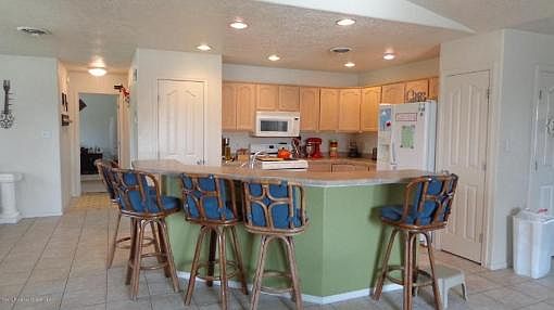 5th image of 4925 Leslie Pl
