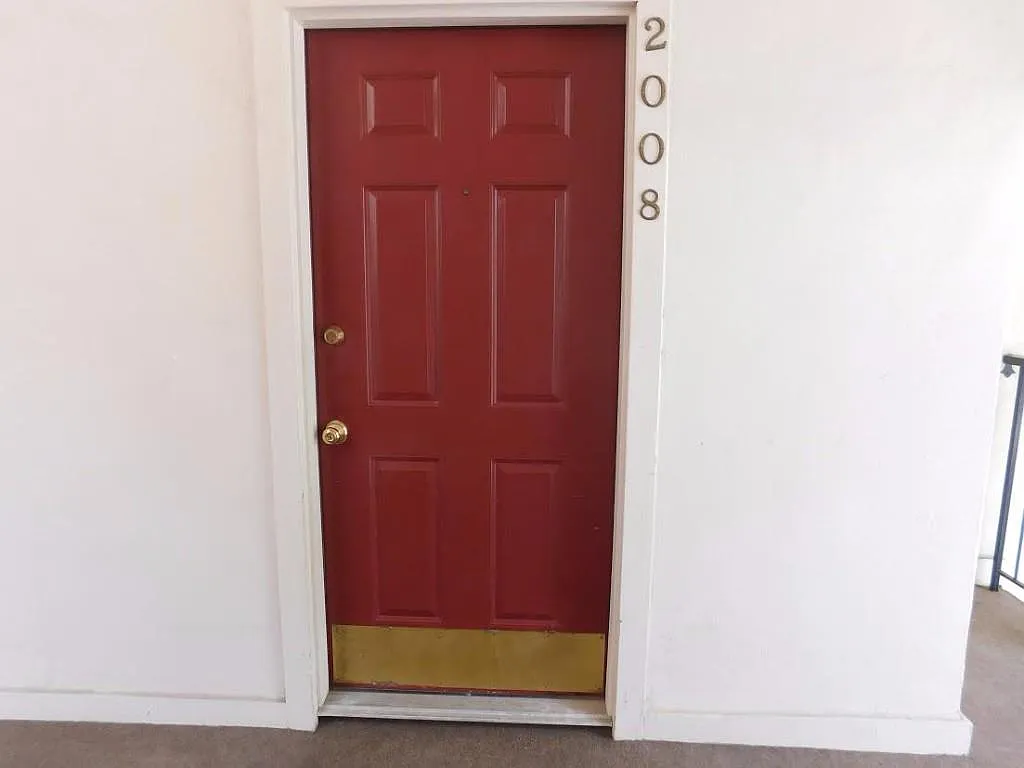 1 bed, 1.0 bath, $1,399 — Photo 2