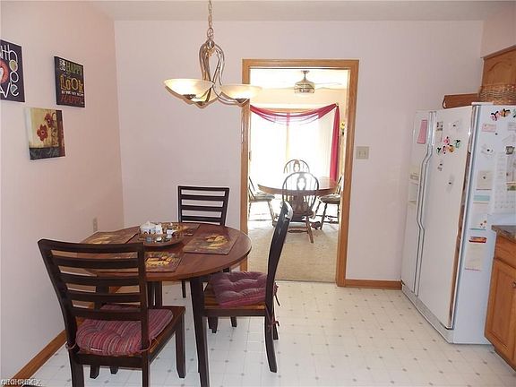2nd image of 505 Georgiana Way