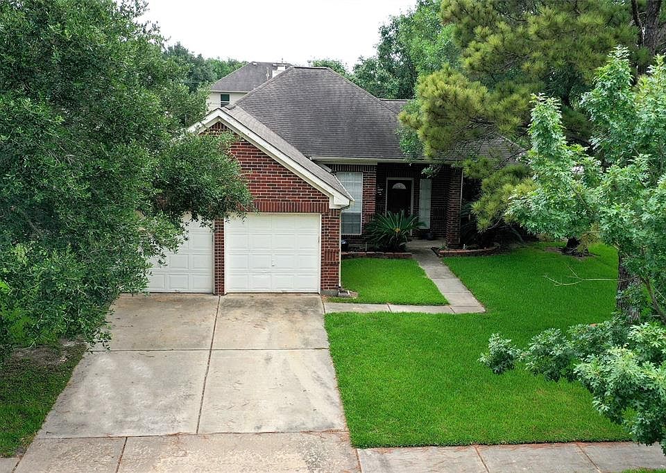 1st image of 3506 Lakearies Ln