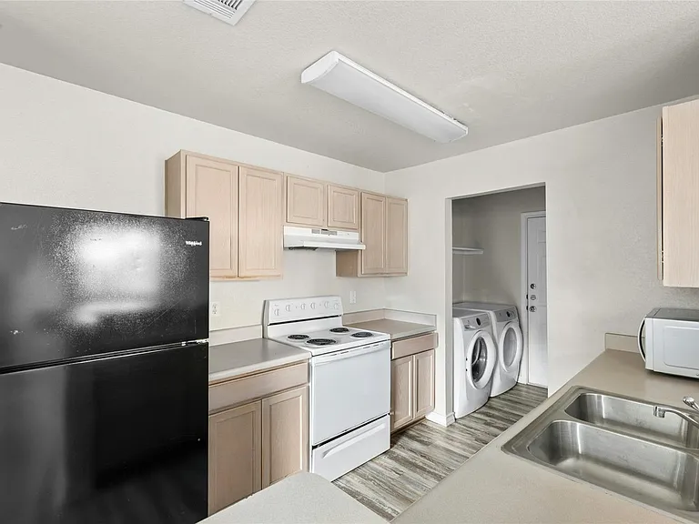 808 Sagewood Trl — Photo 5