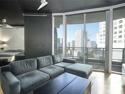 690 SW 1st Ct APT 1234, Miami, FL, 33130