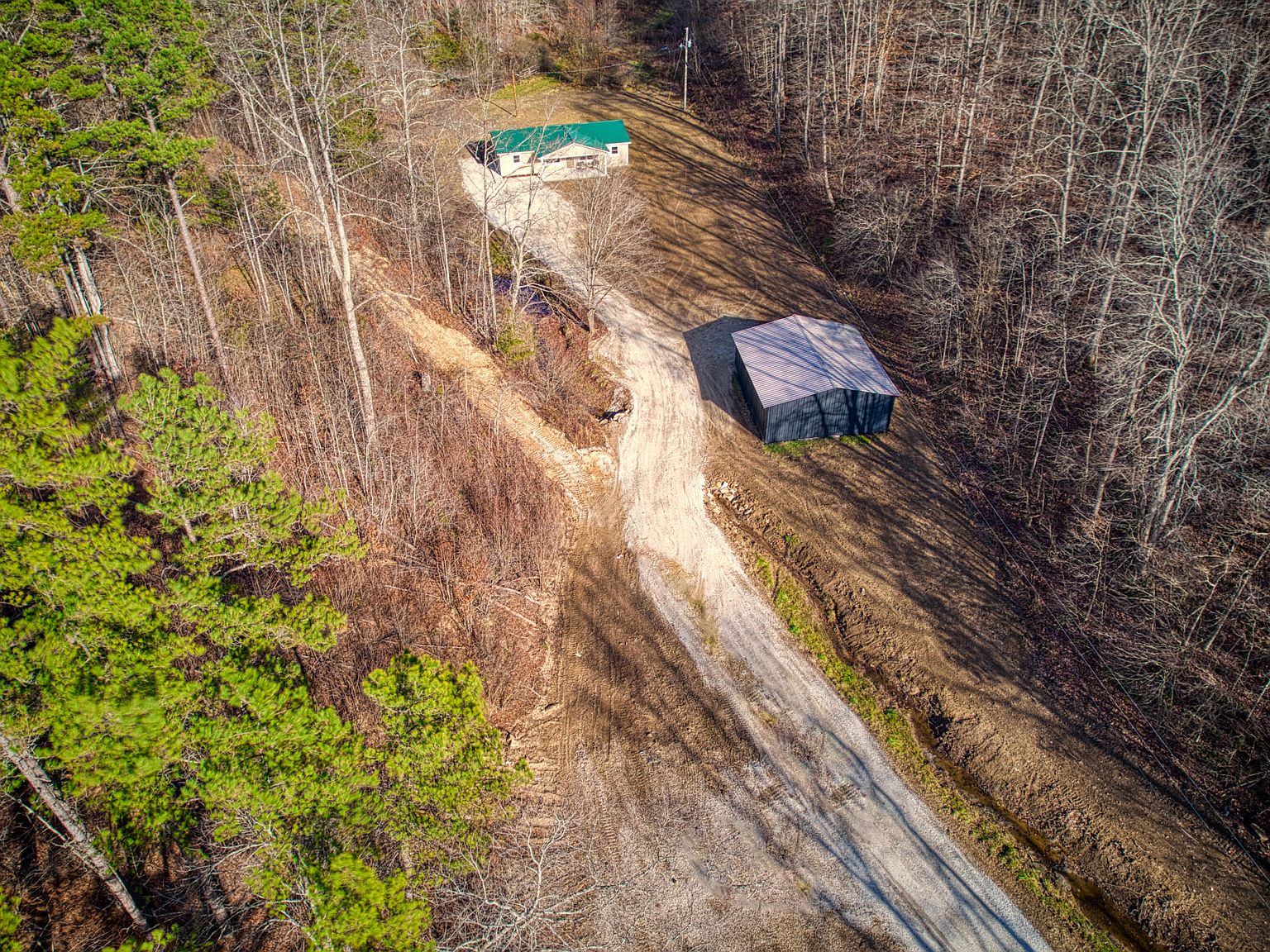 588 Williams Fork Rd, Salyersville, KY 41465 Zillow