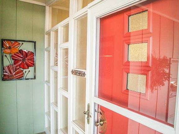 Welcome Home- private entrance off of the garage.