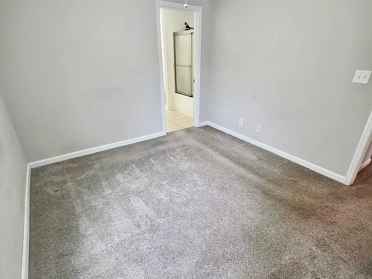 17439 Morgan Dr — Photo 12