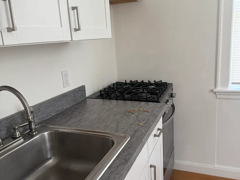 37 Appleton St #12 — Photo 2