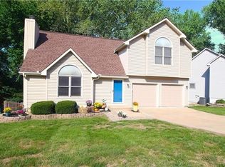 8716 N Winan Ave, Kansas City, MO 64153