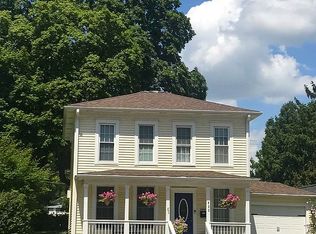 422 W Jefferson St, Morris, IL 60450