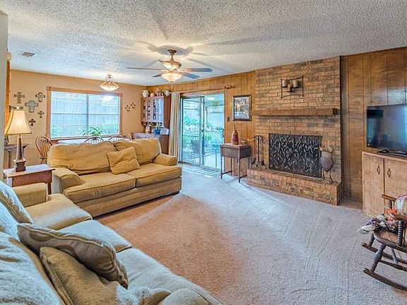 3rd image of 4929 Jordan Park Dr