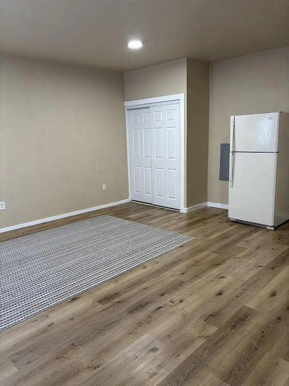 4268 Barbara Way NE — Photo 2