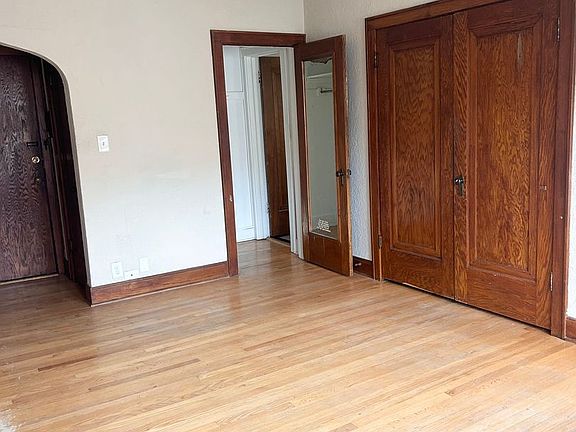 4th image of 5439 W Martin Dr #304