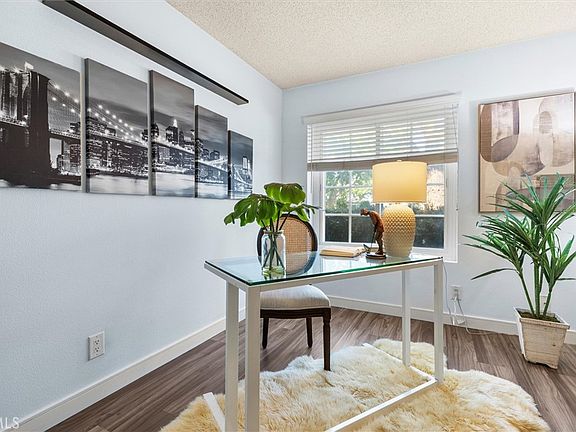 3rd image of 6604 Clybourn Ave Unit 29