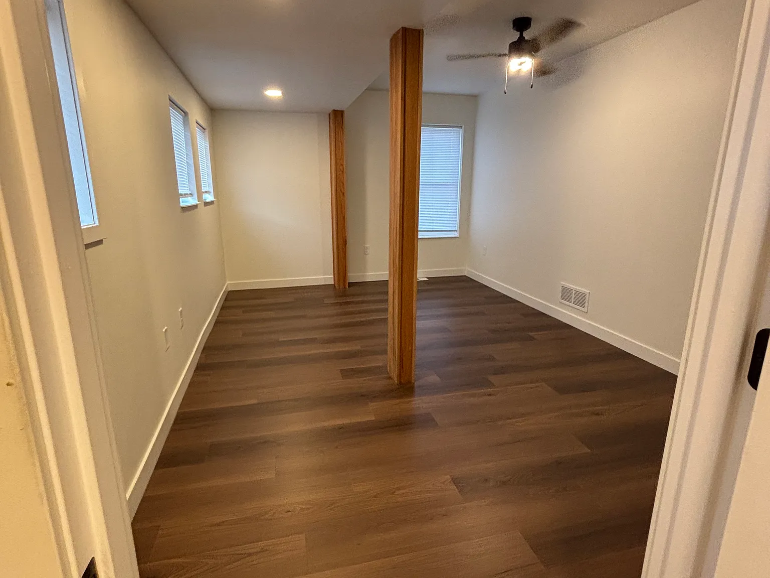 307 E Jefferson St — Photo 4