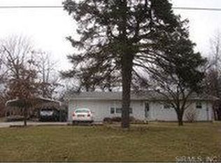 133 Edwards St, Cottage Hills, IL