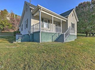 3198 Island Rd, Bristol, VA 24201