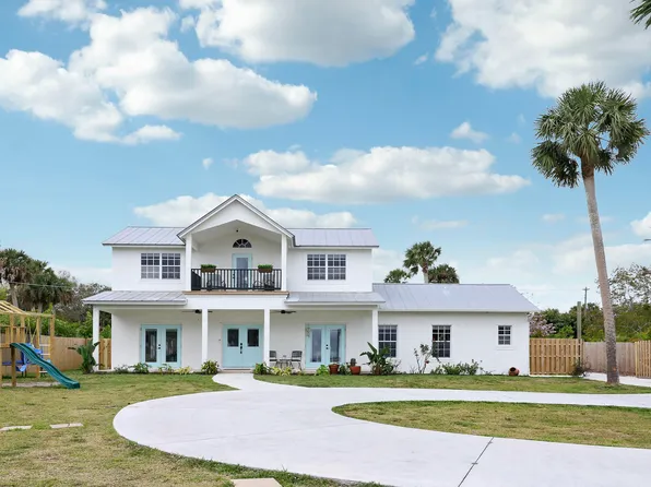 7205 S Indian River Drive, Fort Pierce, FL 34982