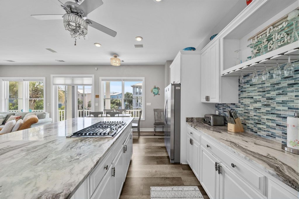 98 Seaward Dr, Santa Rosa Beach, FL - View 3