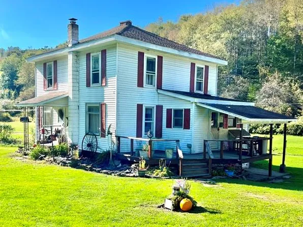 697 N Hollow Rd, Coudersport, PA 16915