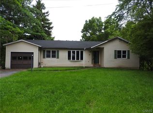 4268 Henderson Pl, Syracuse, NY 13219