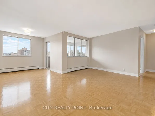 9 Deer Park Cres, Toronto, ON