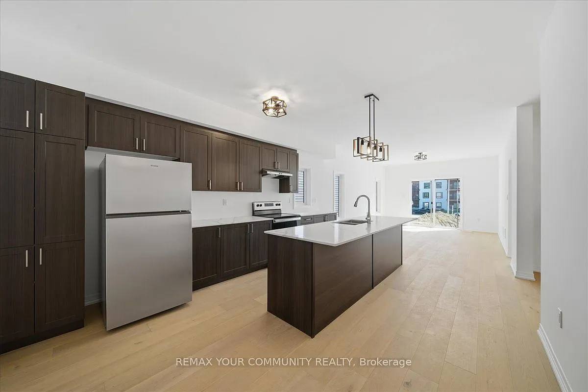 3 bed, $3,400 — Photo 3