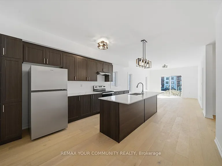 26 Flan Blvd — Photo 3