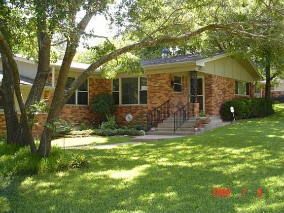 1st image of 3204 W Avenue T