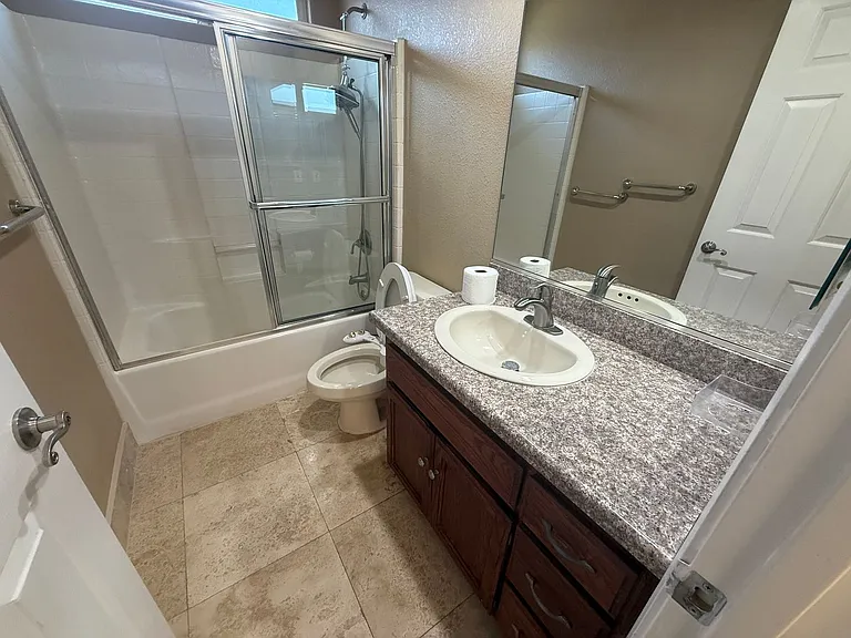 13425 Spring Valley Pkwy — Photo 29
