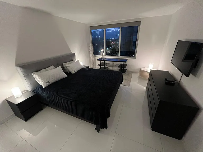 1000 West Ave #407 — Photo 9