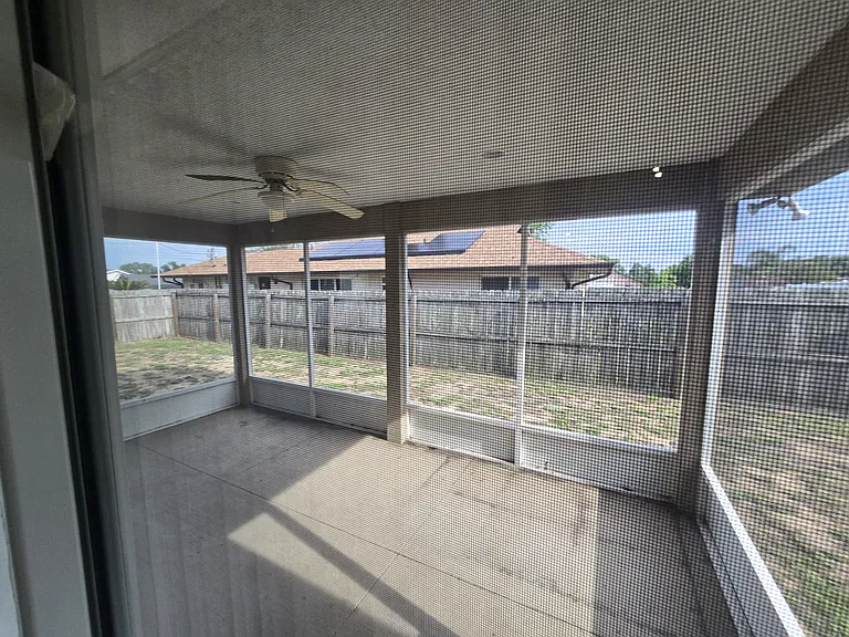 1718 Belmont Ave #1 — Photo 12