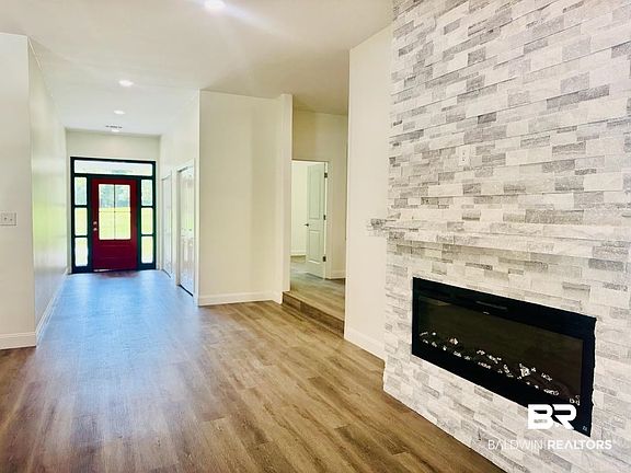 4th image of 2663 Demetropolis Rd