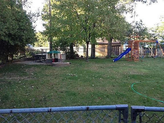 2nd image of 811 E Danaher St