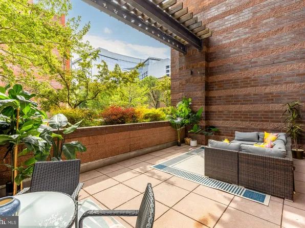 1001 L St NW APT 103, Washington, DC 20001