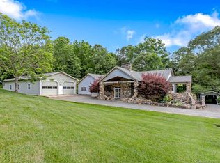 42 Anderson Rd, Weaverville, NC 28787