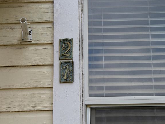 2nd image of 21 Orange St