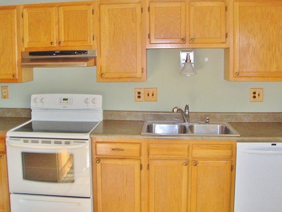 2nd image of 4261 Victorian Green Dr Unit 42