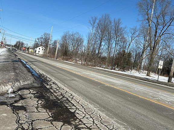 5th image of 616 Youngstown Warren Rd